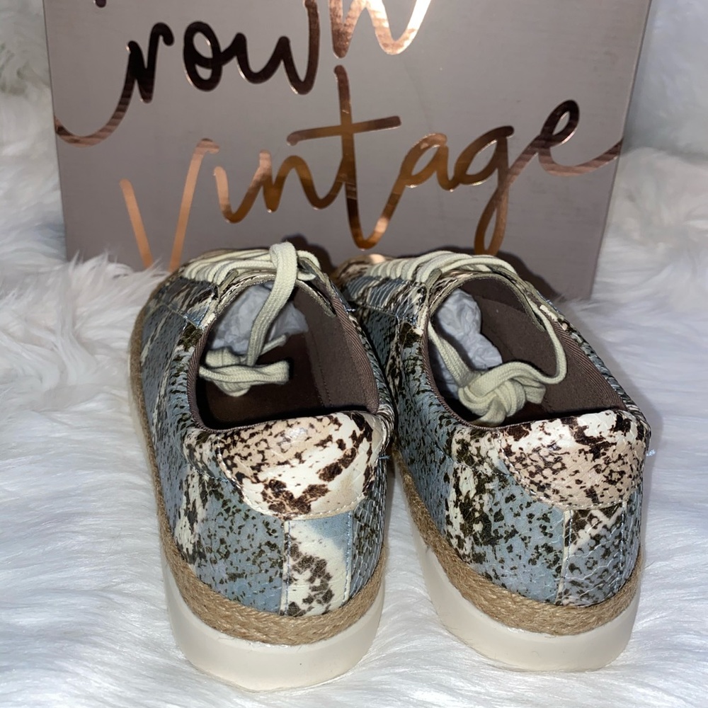 CROWN VITAGE WOMEN’S SNAKESKIN TENNIS SHOE👟 - Picture 4 of 6